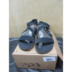 Chaco Women's Wayfarer Loop Sandal, Black, 8